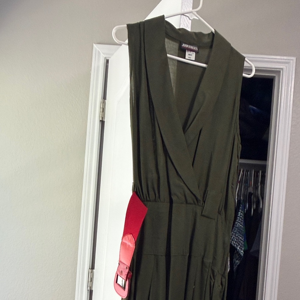 Aidan Mattox Olive Green Sleeveless Midi Dress
